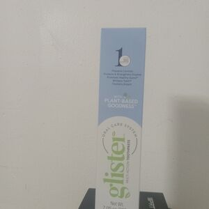 Multiaction Toothpaste with Plant-Based Goodness - Light Blue/White